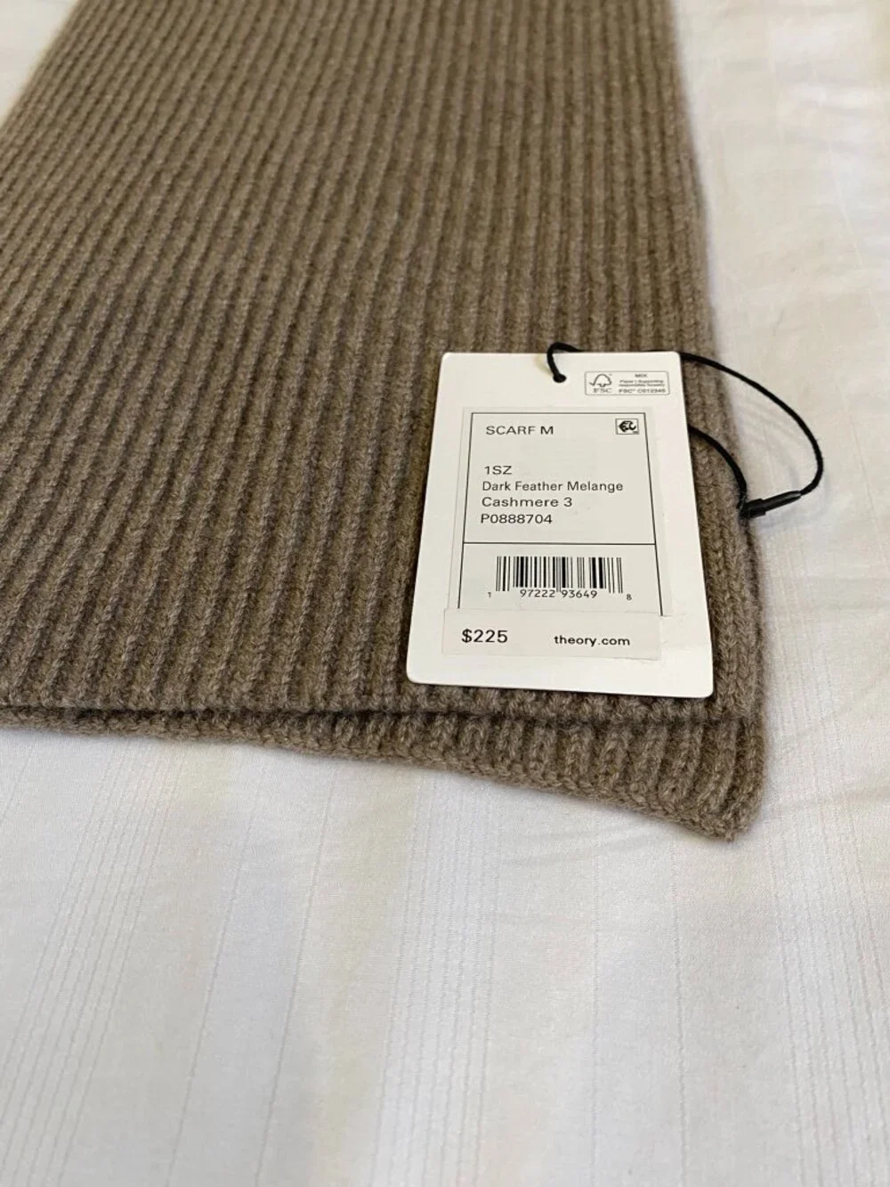 Theory mens dark feather melange cashmere scarf PO888704 NWT